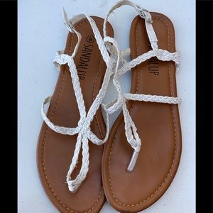 Women’s sandals